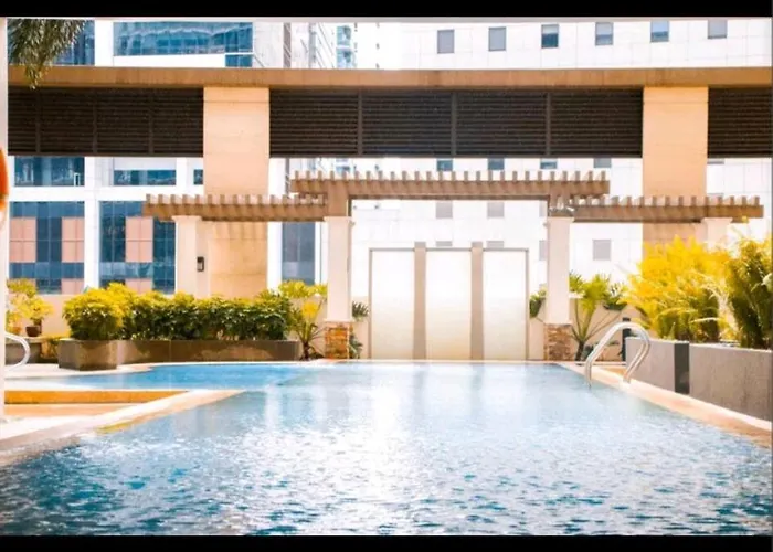 Spacious 1 Bedroom Loft Type Unit アパートホテル *