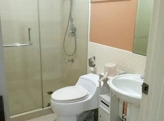 アパートホテル Spacious 1 Bedroom Loft Type Unit マニラ市