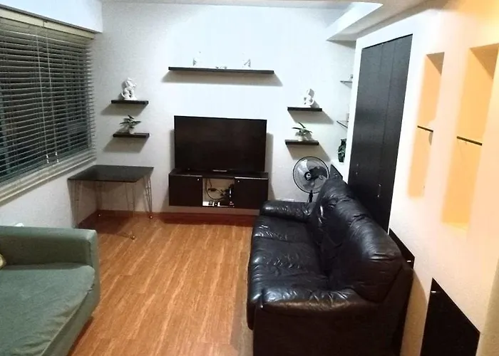 Spacious 1 Bedroom Loft Type Unit *