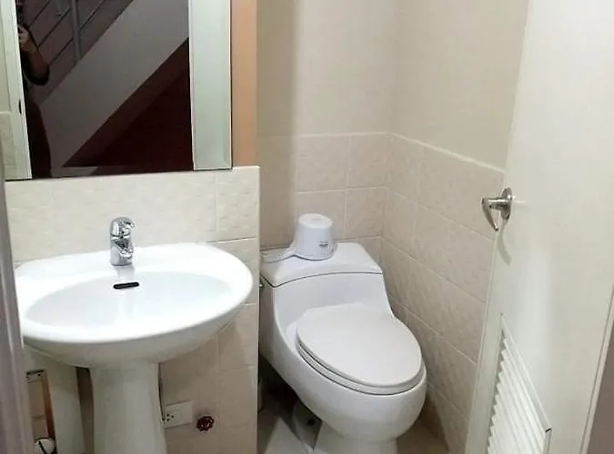 Spacious 1 Bedroom Loft Type Unit * マニラ市