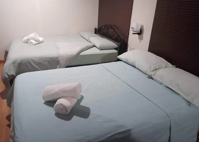 Spacious 1 Bedroom Loft Type Unit アパートホテル *